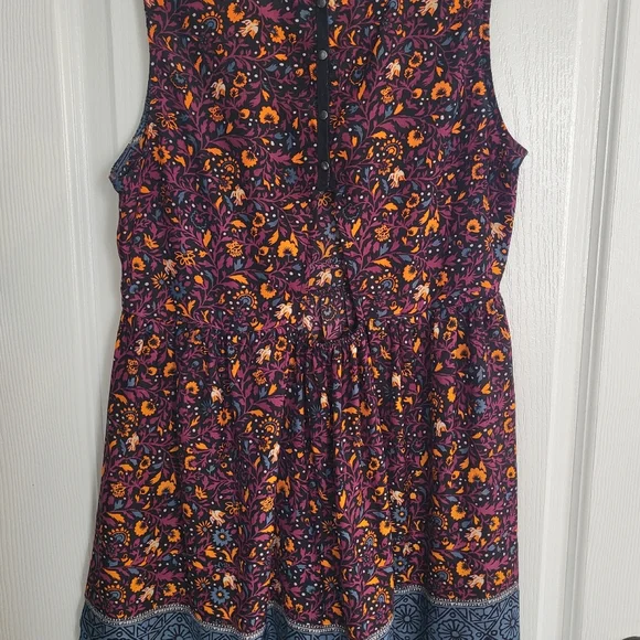 Ecote Dress - Picture 2 of 6